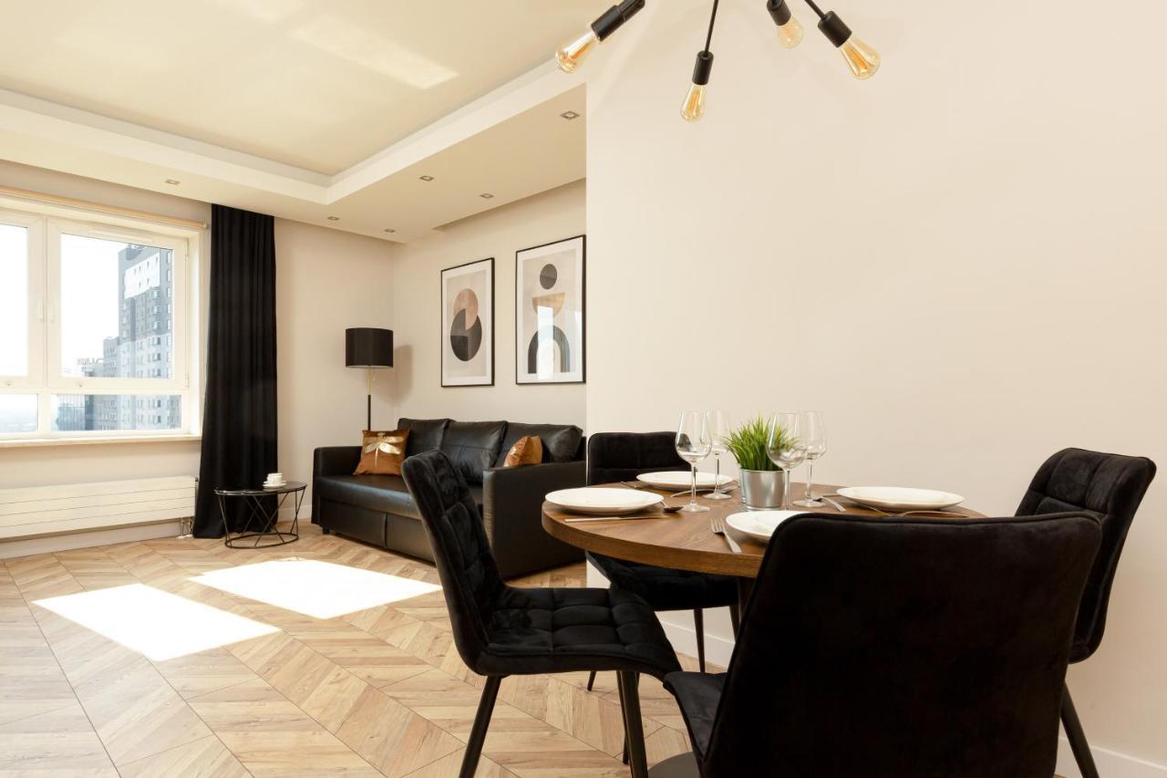 Platinum Towers Apartment With Parking By Renters Prestige Βαρσοβία Εξωτερικό φωτογραφία